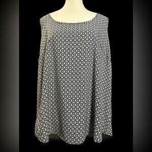 Faded Glory Monochrome Floral Sleeveless Top